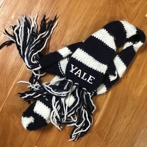 Yale Scarf
